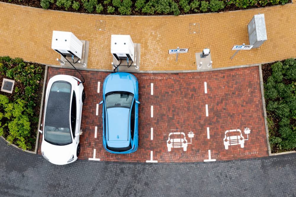 voiture hybride recharge